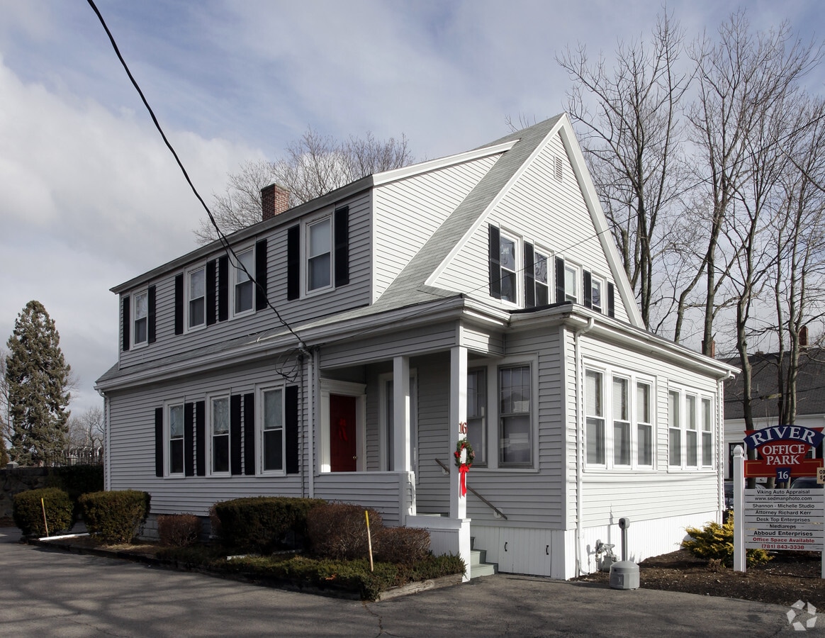 16 River St, Braintree, MA 02184