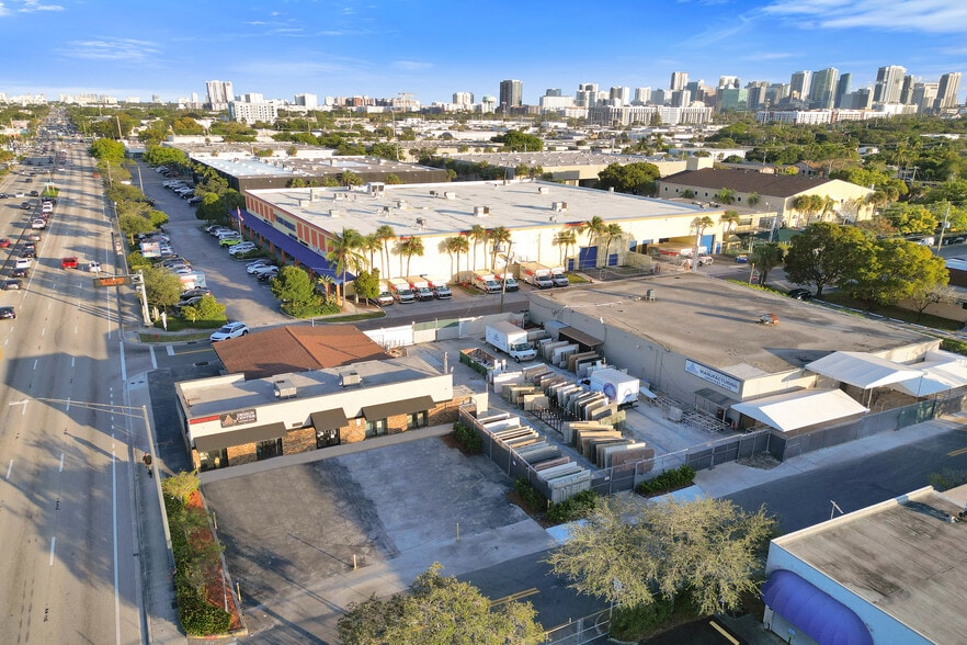 1200 W Sunrise Blvd portfolio of 2 properties for sale on LoopNet.com - Building Photo - Image 1 of 12