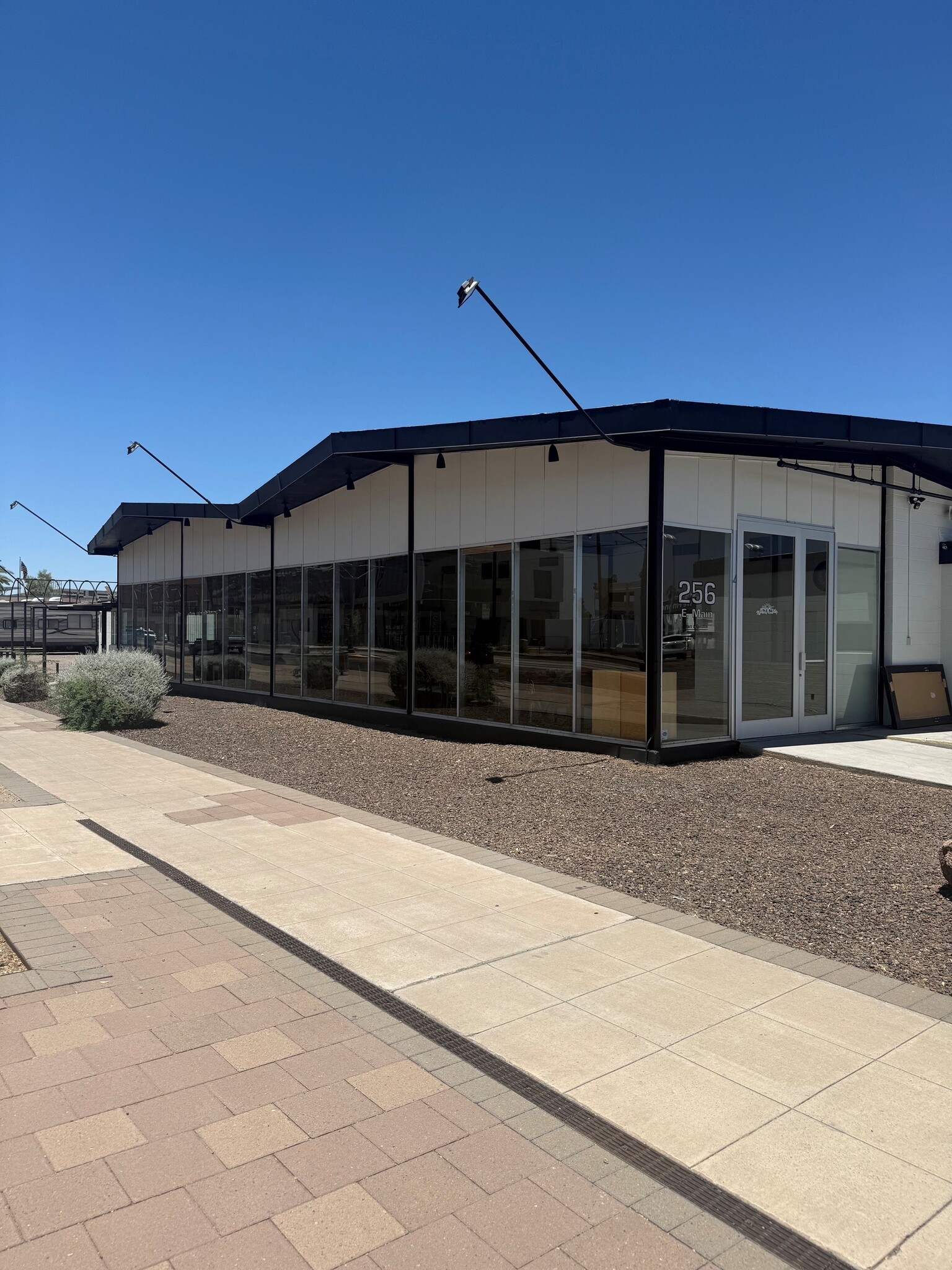 256 E Main St, Mesa, AZ for lease Interior Photo- Image 1 of 2