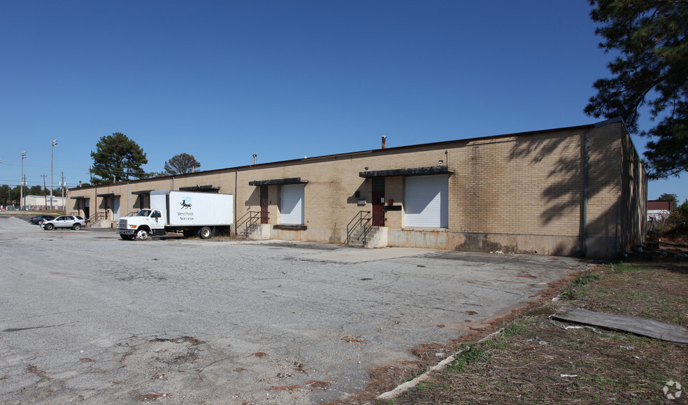 4559 Granite Dr, Tucker, GA for lease - Building Photo - Image 2 of 3