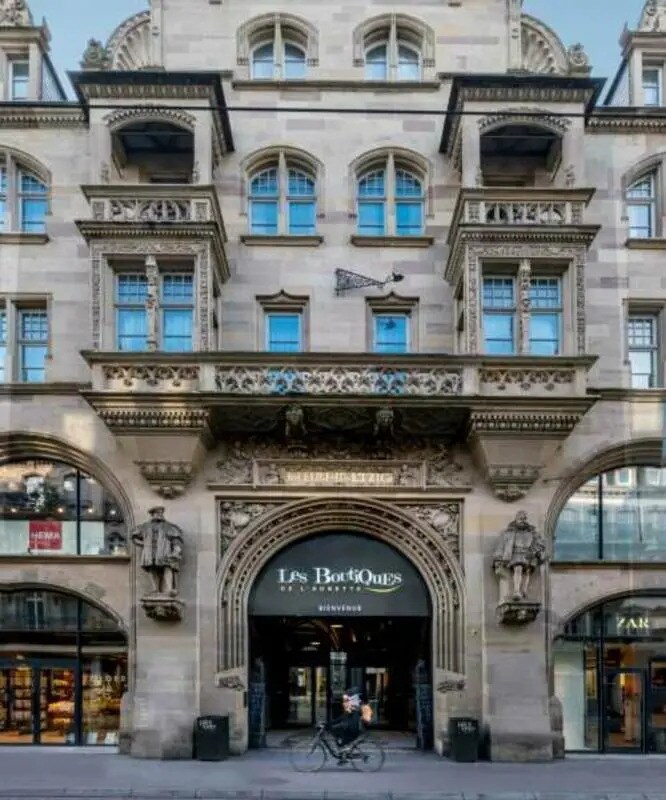 Retail in Strasbourg for lease Building Photo- Image 1 of 7