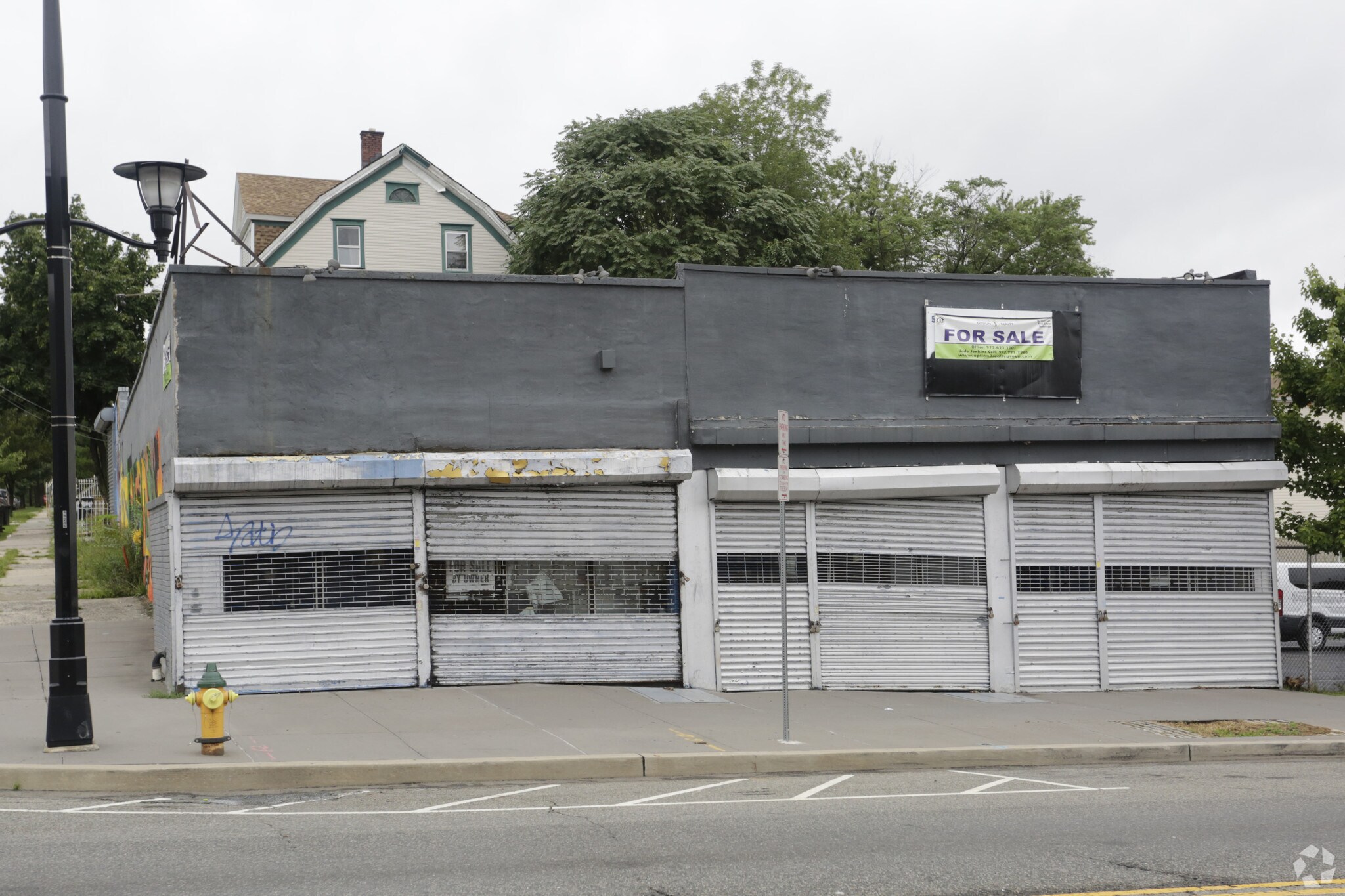 539-541 Clinton Ave, Newark, NJ for sale Primary Photo- Image 1 of 1