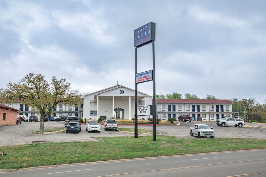 1919 State Highway 16, Graham, TX 76450