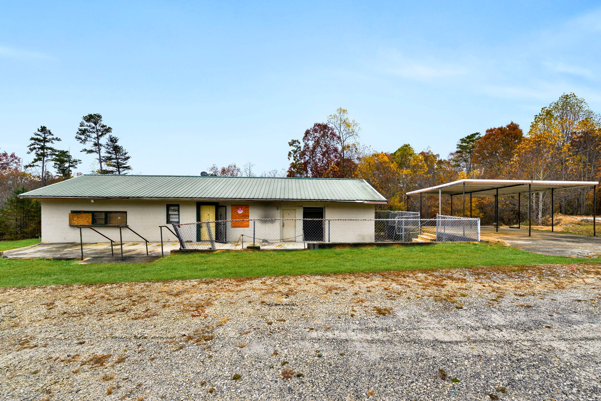 220 W Main St, Salem, SC for sale Primary Photo- Image 1 of 1