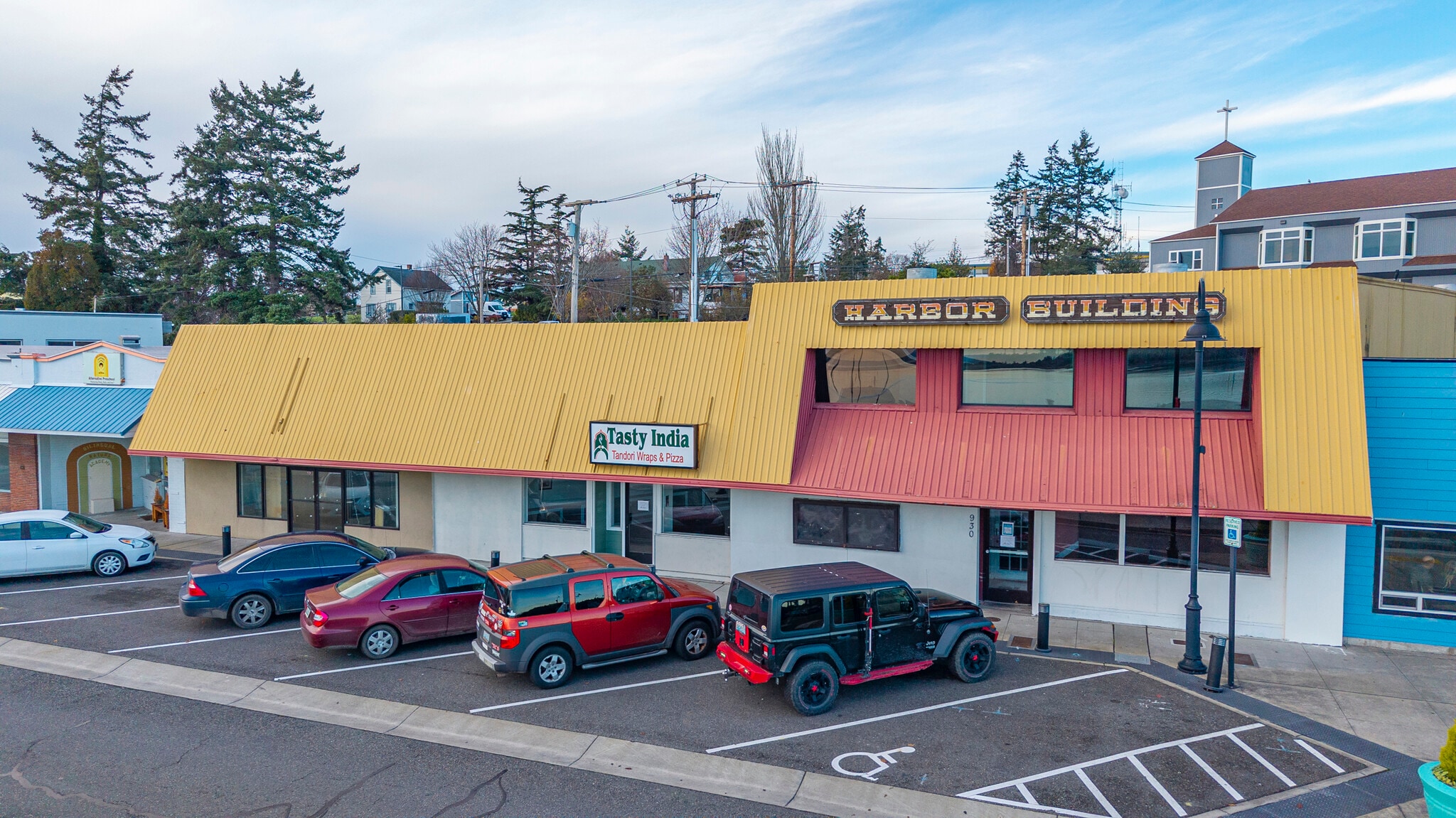 930 SE Pioneer Way, Oak Harbor, WA for sale Building Photo- Image 1 of 38