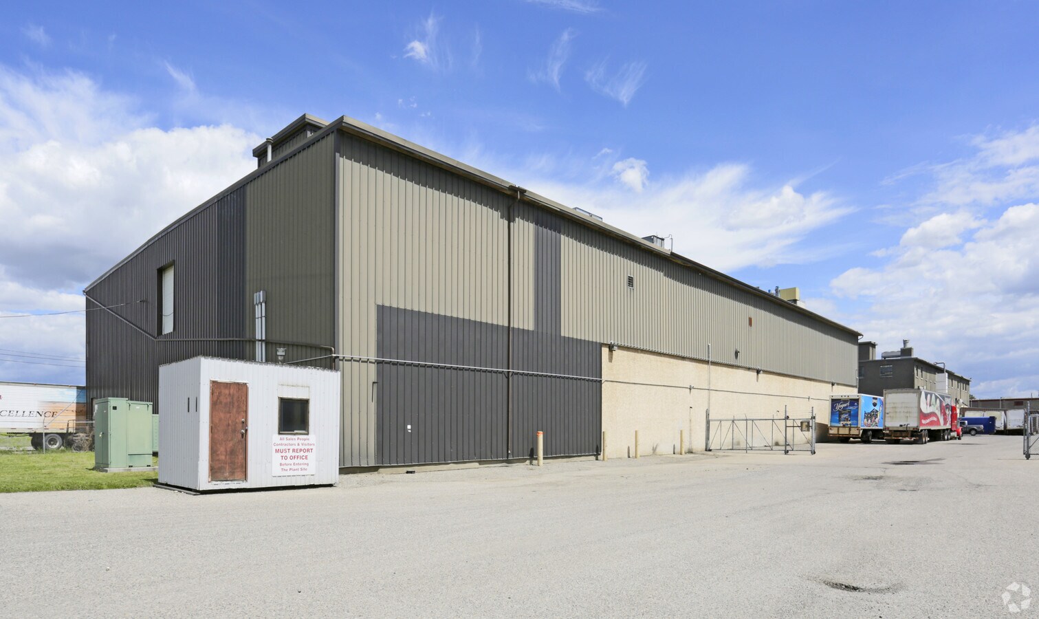 3410 Ogden Rd SE, Calgary, AB T2G 4N5