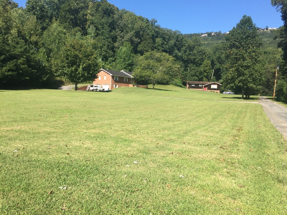 1167 Mountain Creek Rd, Chattanooga, TN 37405