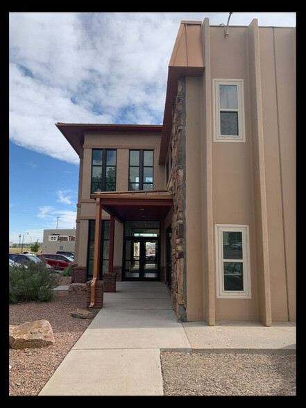 635 W Corona St, Pueblo, CO for lease - Building Photo - Image 2 of 9