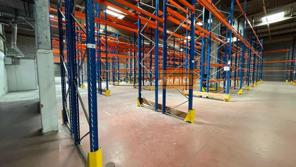 Industrial in Gennevilliers for lease - Building Photo - Image 1 of 19