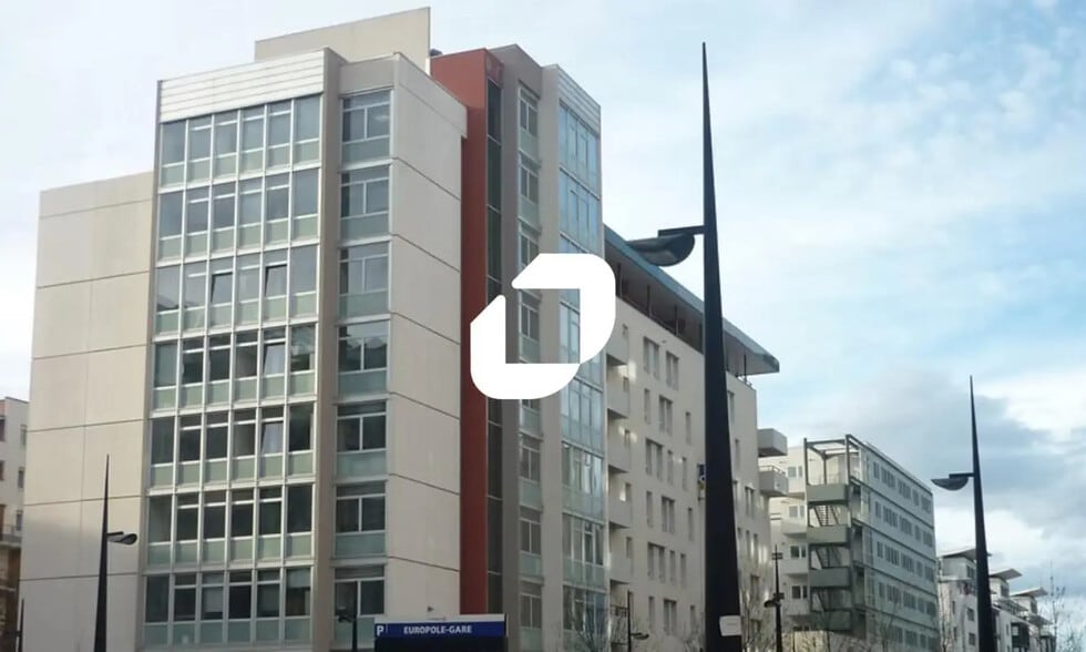 23 Avenue Doyen Louis Weil, Grenoble for lease - Building Photo - Image 1 of 7