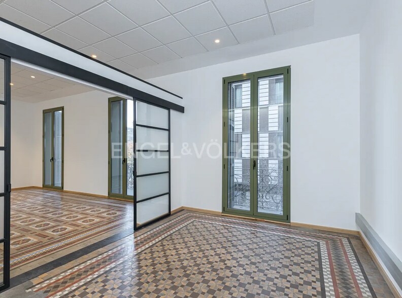 Office in Barcelona, Barcelona for lease - Building Photo - Image 1 of 1