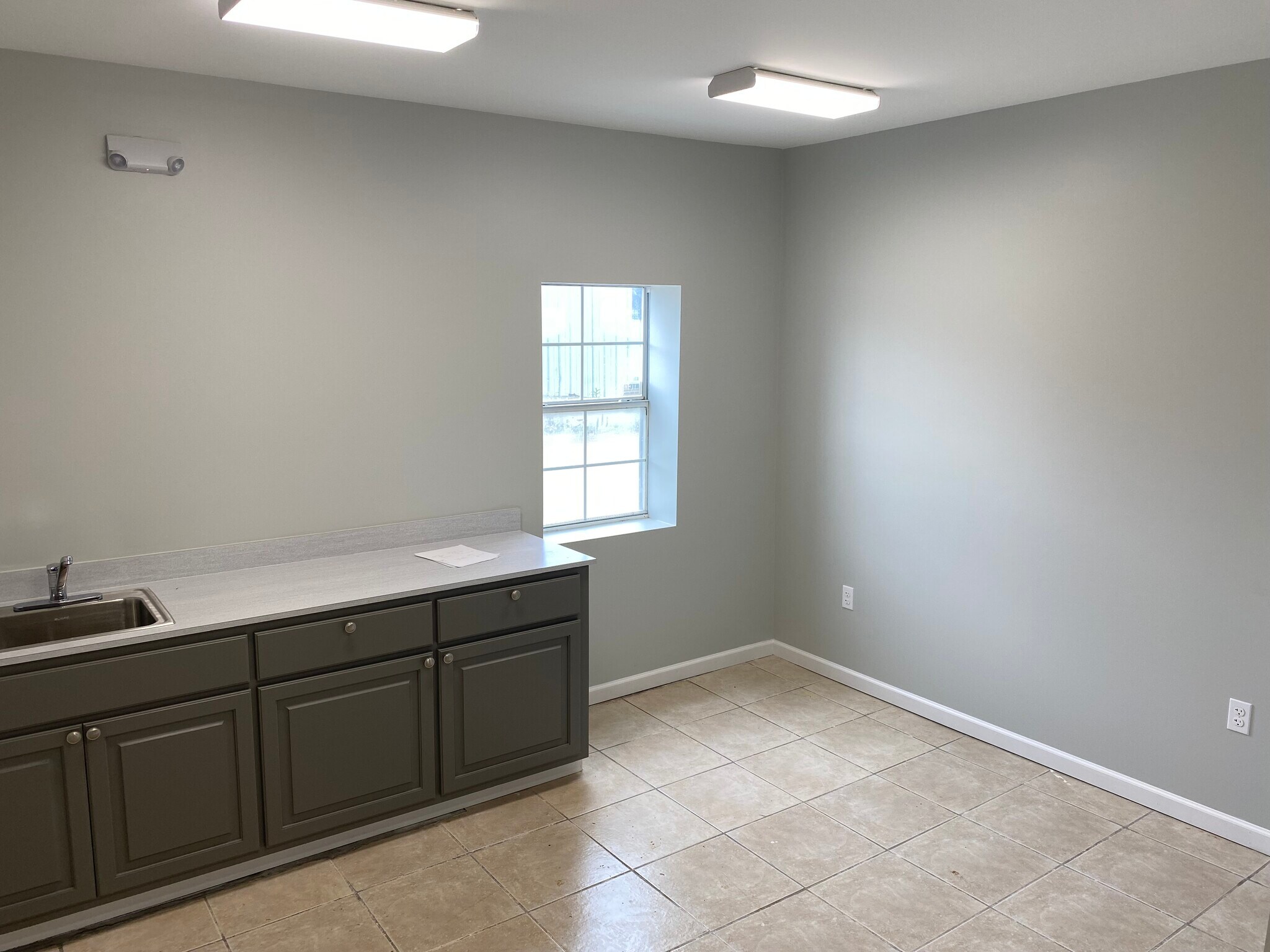 702 E Airline Hwy, Gramercy, LA 70052 Gramercy Warehouse with Industrial Power