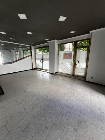 Retail in Córdoba, Córdoba for lease - Building Photo - Image 2 of 6