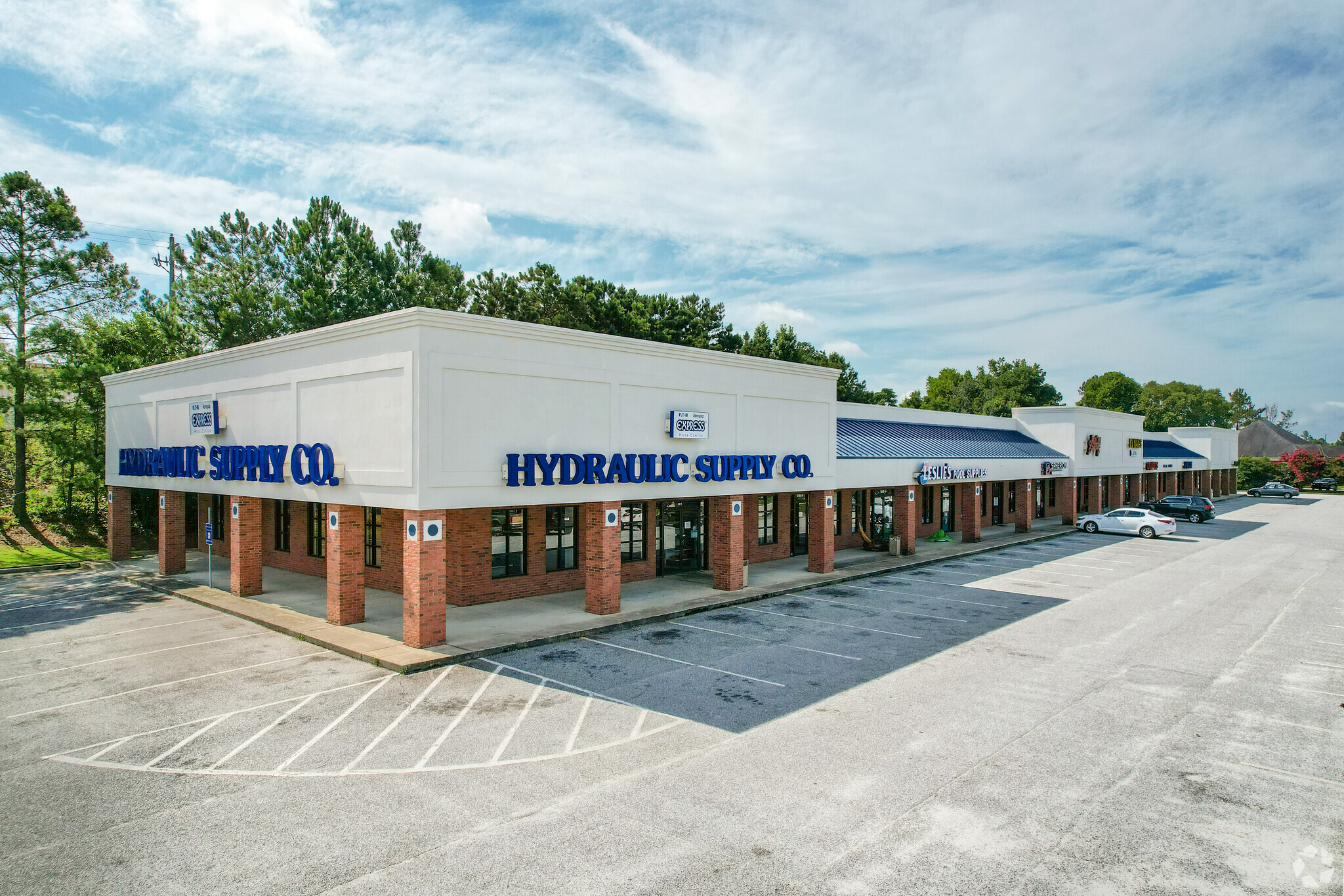 6440 W Hamilton Park Dr, Columbus, GA for lease Building Photo- Image 1 of 4