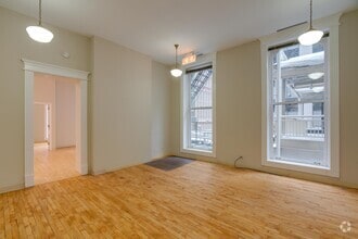 40 N Wells St, Chicago, IL for lease Interior Photo- Image 1 of 11
