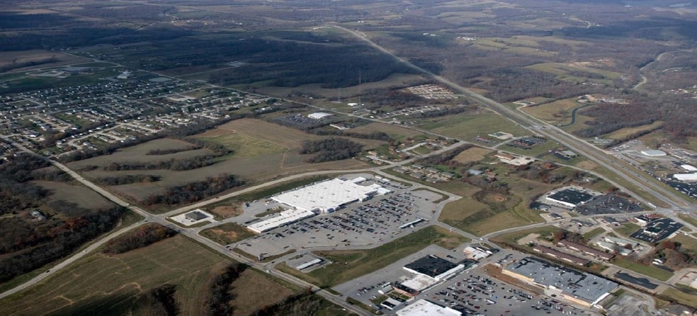 3650 Stardust Dr, Hannibal, MO for lease - Building Photo - Image 1 of 2