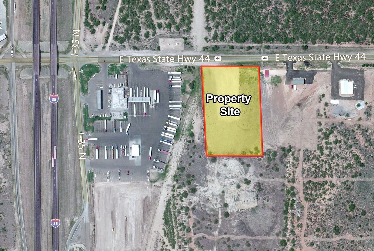 E Texas State Highway 44, Encinal, TX 78019