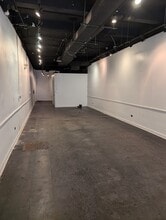 4138 N Sheridan Rd, Chicago, IL for lease Interior Photo- Image 2 of 3