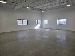 237 Ledyard St, Hartford, CT for lease Interior Photo- Image 2 of 2