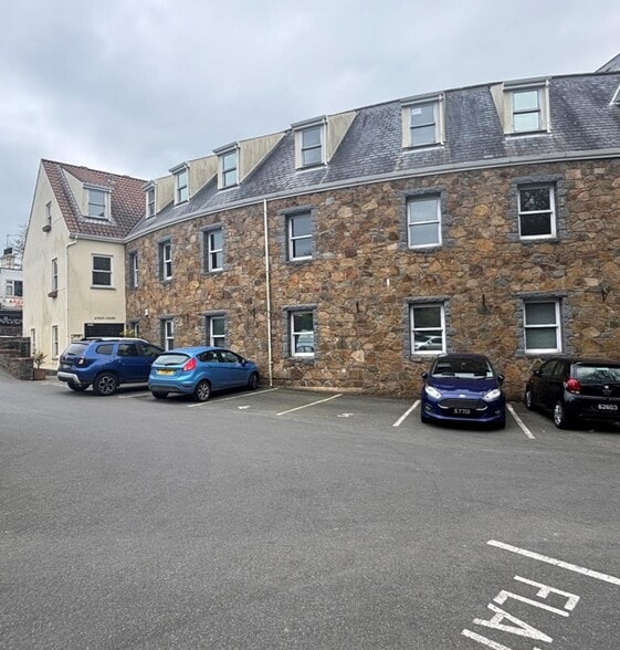 La Route Des Camps, Guernsey for lease - Building Photo - Image 1 of 2