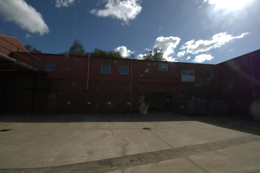 Montague Rd, Warwick for sale - Building Photo - Image 2 of 18