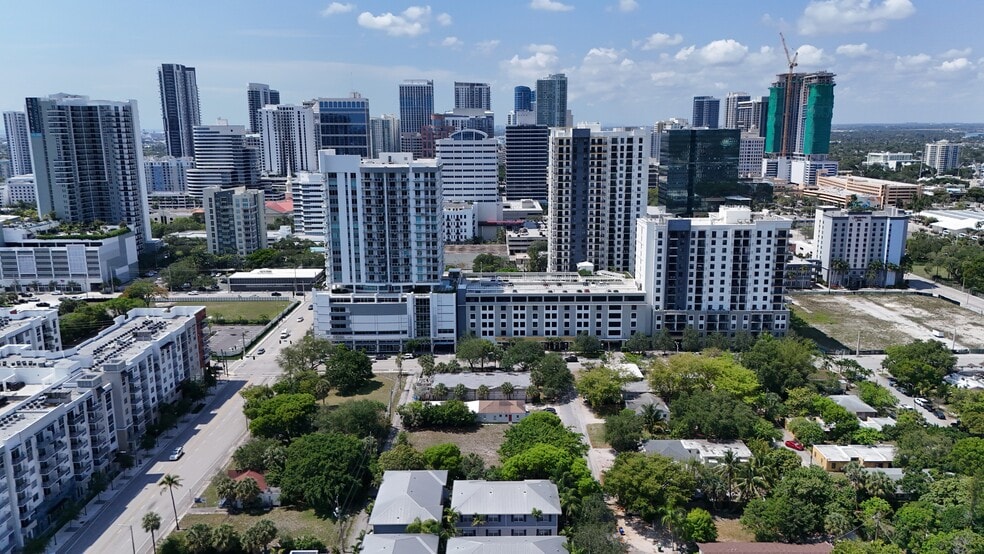412-418 NE 2nd Ave, Fort Lauderdale, FL for sale - Aerial - Image 3 of 23