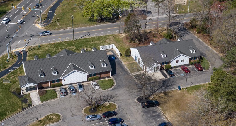 2660 & 2664 New Market Road Portfolio portfolio of 2 properties for sale on LoopNet.com Building Photo- Image 1 of 5