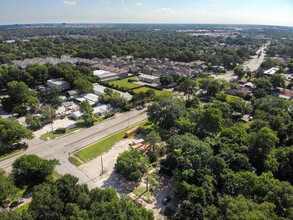 2012 Hoskins Dr, Houston, TX - aerial  map view - Image1