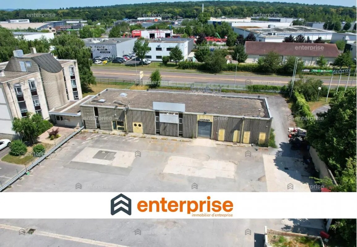 Retail in Creil for lease Aerial- Image 1 of 7