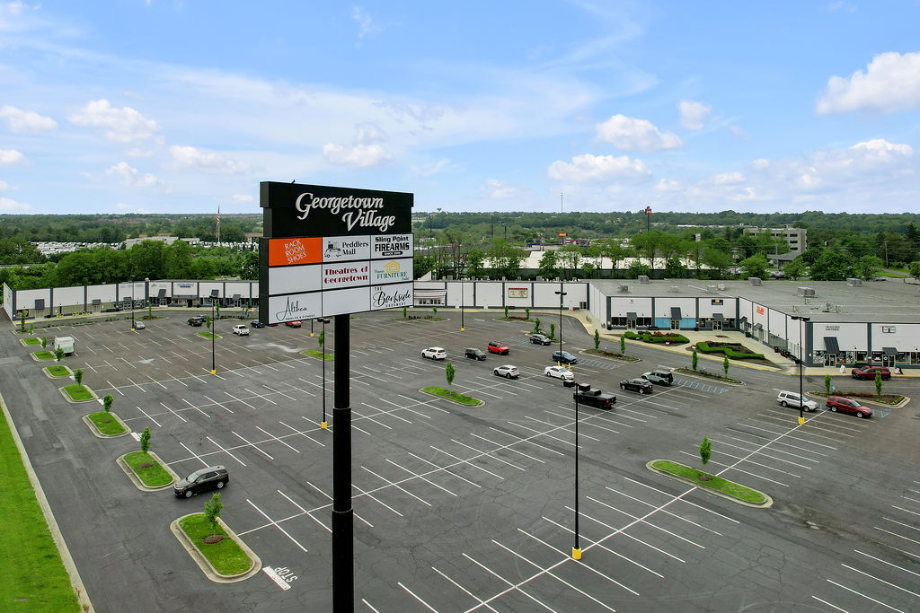 401 Outlet Center Dr, Georgetown, KY for lease Building Photo- Image 1 of 30