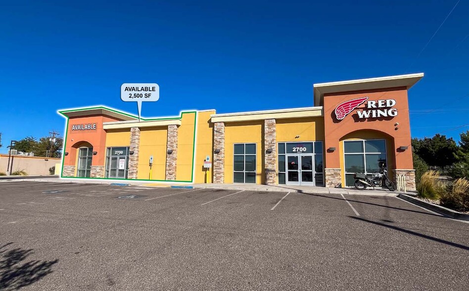 2700-2706 Carlisle Blvd NE, Albuquerque, NM for lease - Building Photo - Image 2 of 11