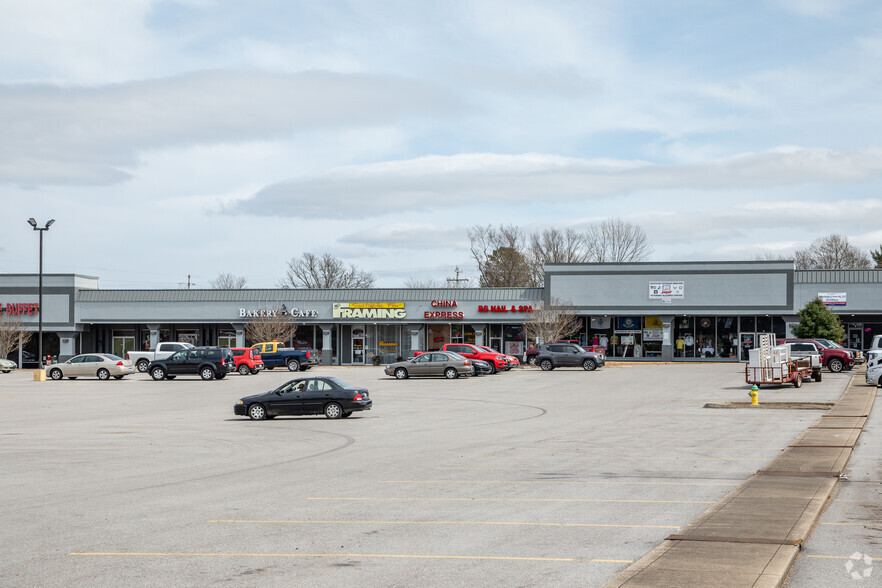 600 US 31-W, Bowling Green, KY for lease - Building Photo - Image 2 of 4