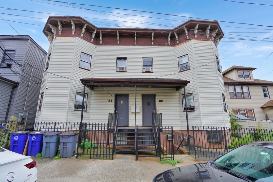 80-82 State St, Staten Island, NY for sale - Building Photo - Image 1 of 2