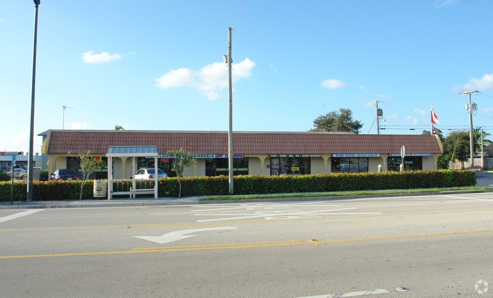 302-306 W Lantana Rd, Lake Worth, FL for lease - Primary Photo - Image 1 of 13