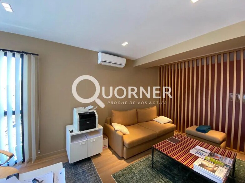 Retail in Puget-sur-Argens for lease - Interior Photo - Image 3 of 5