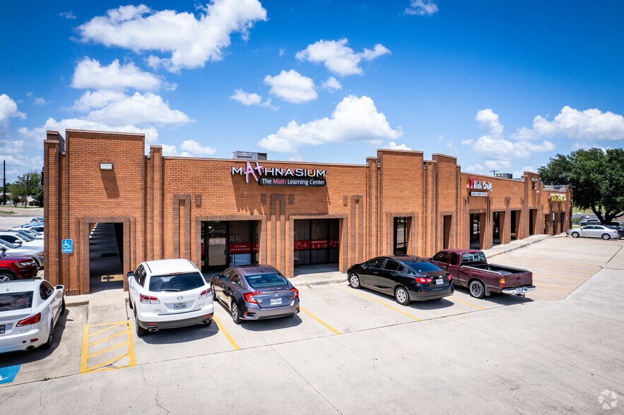 2201 S W S Young Dr, Killeen, TX for sale - Primary Photo - Image 1 of 1