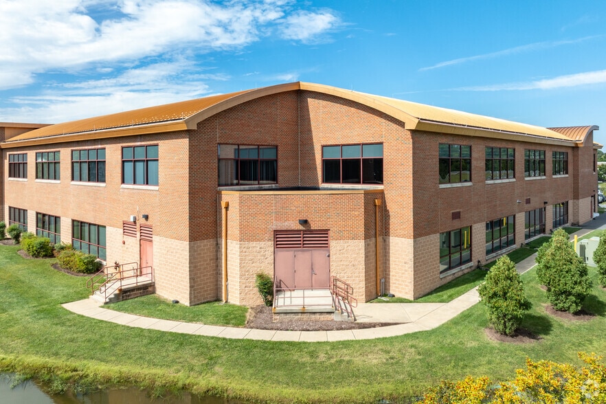 1630 Main St, Chester, MD for lease - Building Photo - Image 2 of 4