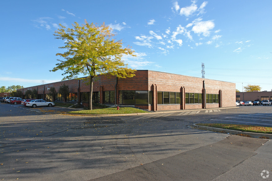 5929 Baker Rd, Minnetonka, MN for lease - Primary Photo - Image 1 of 7