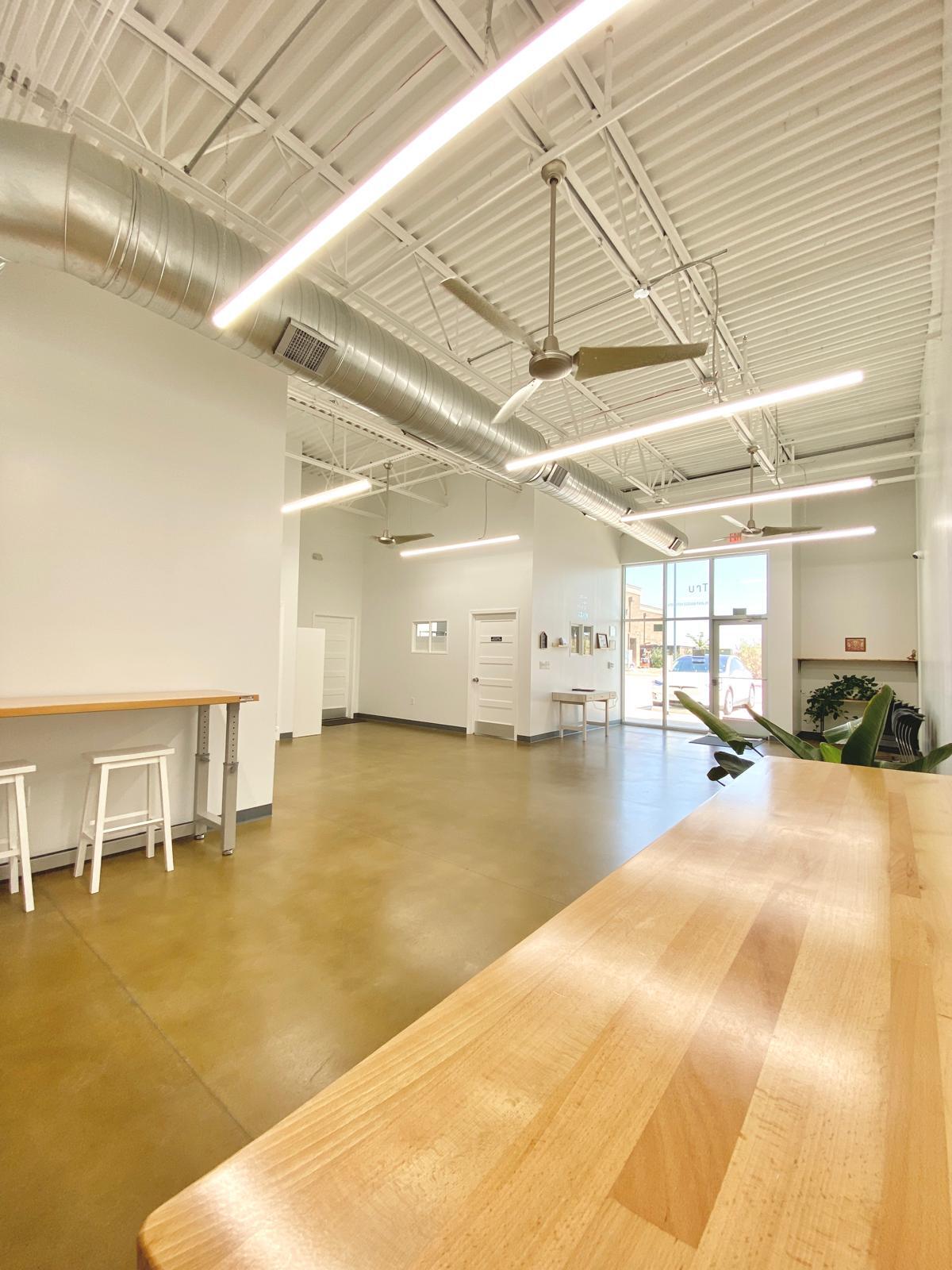 4116 State Highway 121, Carrollton, TX for lease Interior Photo- Image 1 of 15