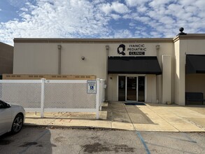 499 Gloster Creek Village, Tupelo, MS for lease Interior Photo- Image 1 of 12