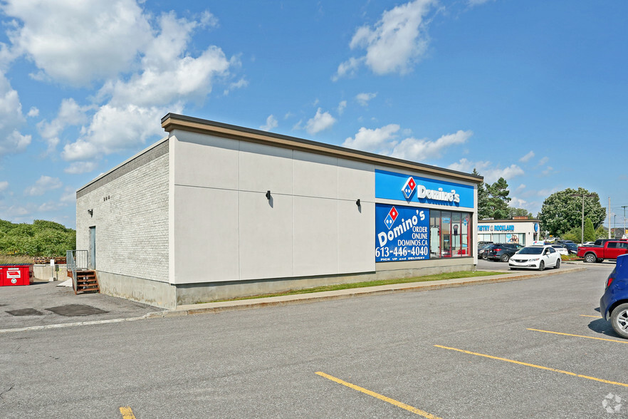 2768 Laurier St, Clarence-Rockland, ON for lease - Building Photo - Image 3 of 3