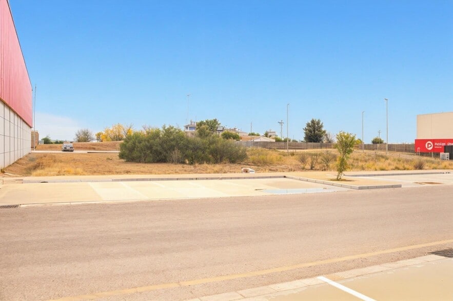 Industrial in Alcalá de Guadaíra, Sevilla for sale - Building Photo - Image 2 of 22