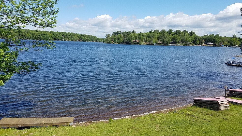 1510 NYS RTE 17B, White Lake, NY 12786