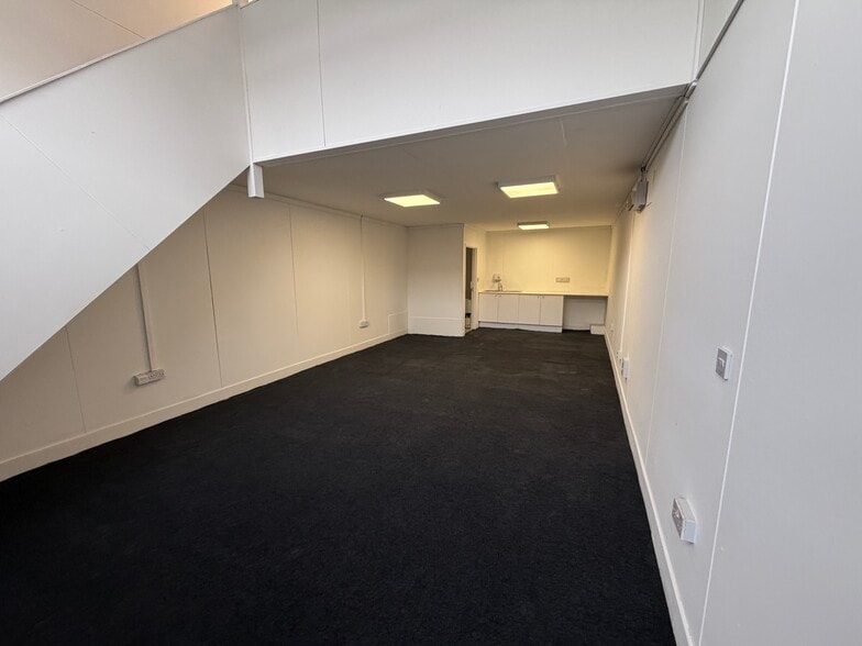 Ongar Rd, Dunmow for lease - Building Photo - Image 3 of 17