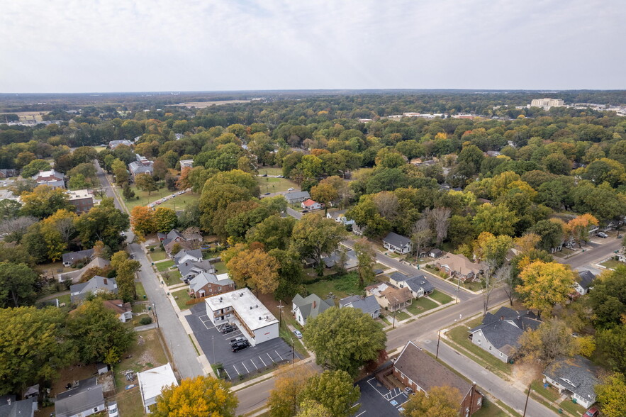 183 Campbell St, Jackson, TN for sale - Building Photo - Image 3 of 6