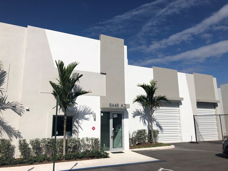 8470 Belvedere Rd, West Palm Beach, FL 33411