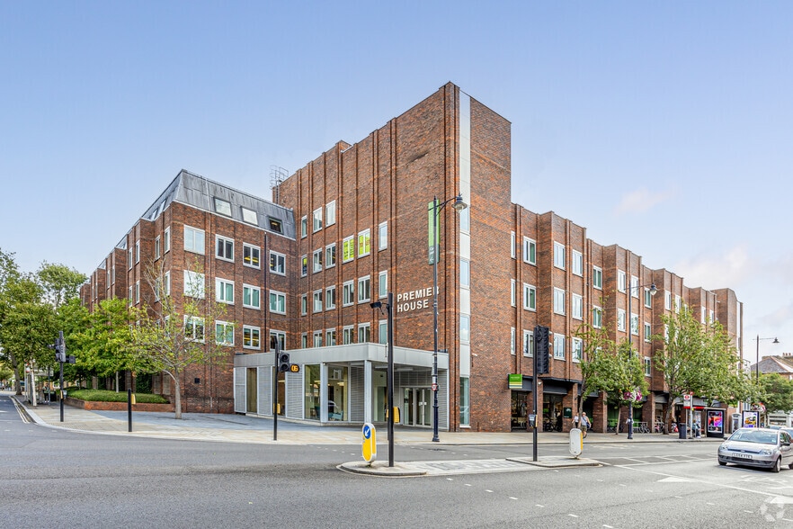 50-52 London Rd, Twickenham for lease - Primary Photo - Image 2 of 5