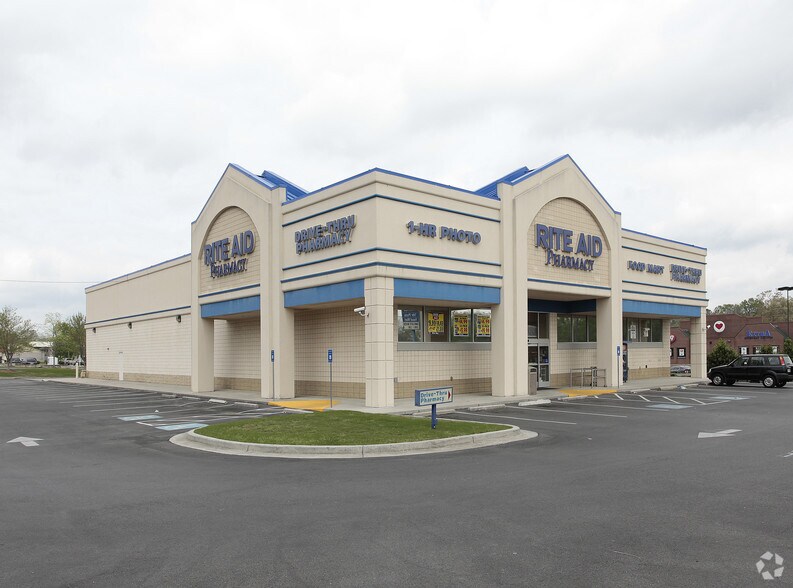 15 N Division St NW, Rome, GA for sale - Primary Photo - Image 1 of 1