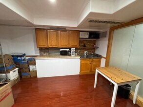 1554 S Sepulveda Blvd, Los Angeles, CA for lease Building Photo- Image 2 of 4