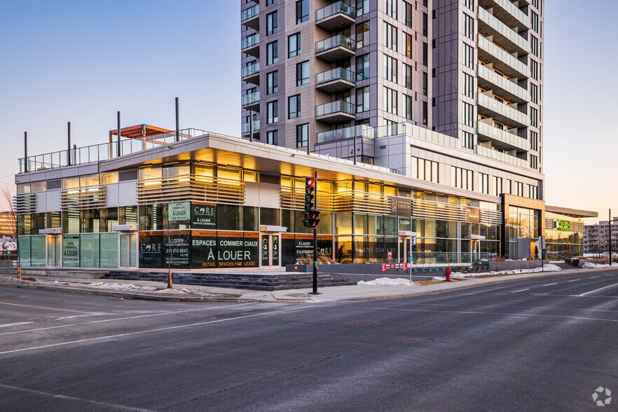 2100-2220 Sauvé Rue O, Mont-Royal, QC for lease - Building Photo - Image 2 of 6